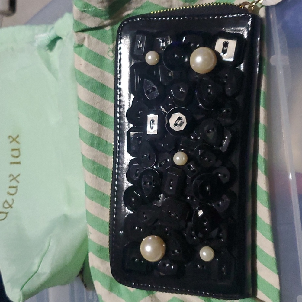 Deux Lux Black Wallet